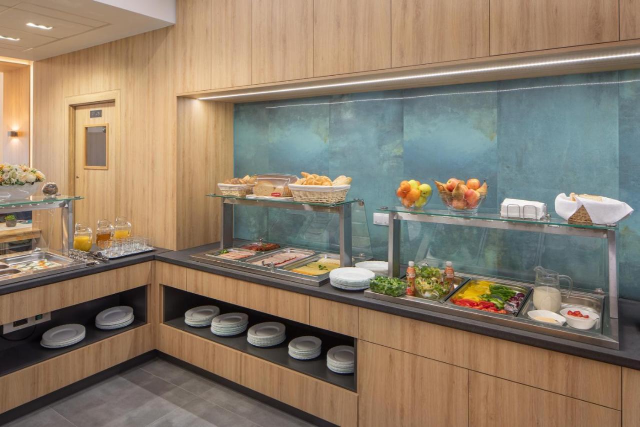 Sziget Hotel Nyiregyhaza Luaran gambar