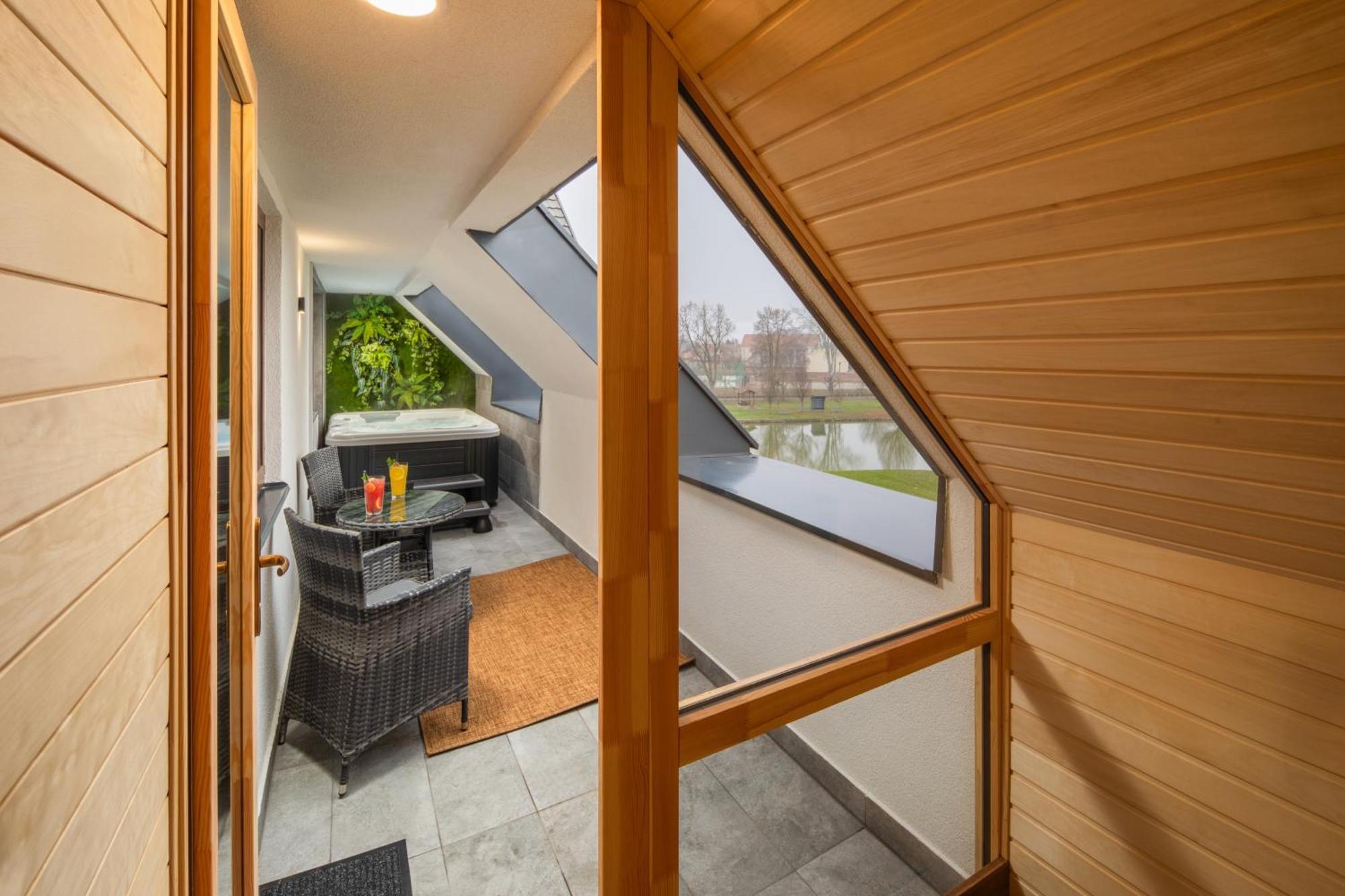 Sziget Hotel Nyiregyhaza Luaran gambar